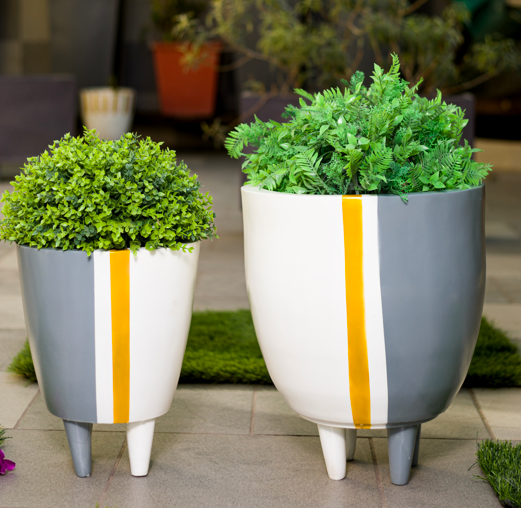 Golden Veil Planter