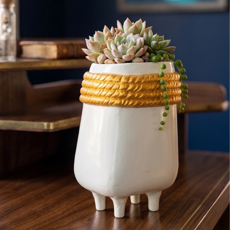Golden Ring Planter